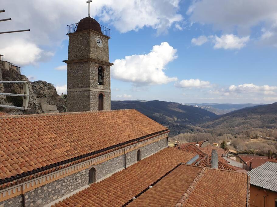 B&B Casa Baronale Castelsaraceno Exterior foto